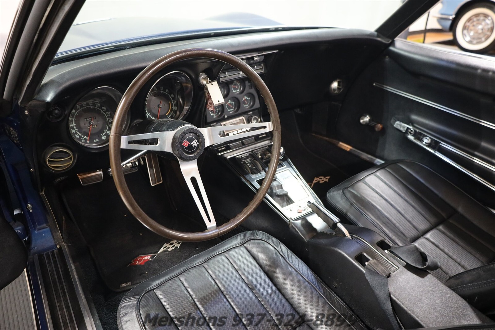 Chevrolet-Corvette-1968-Convertible-12