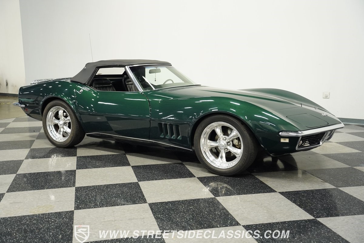 Chevrolet-Corvette-1968-Convertible-15