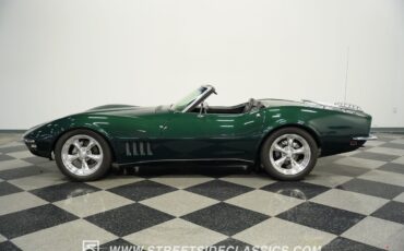 Chevrolet-Corvette-1968-Convertible-2