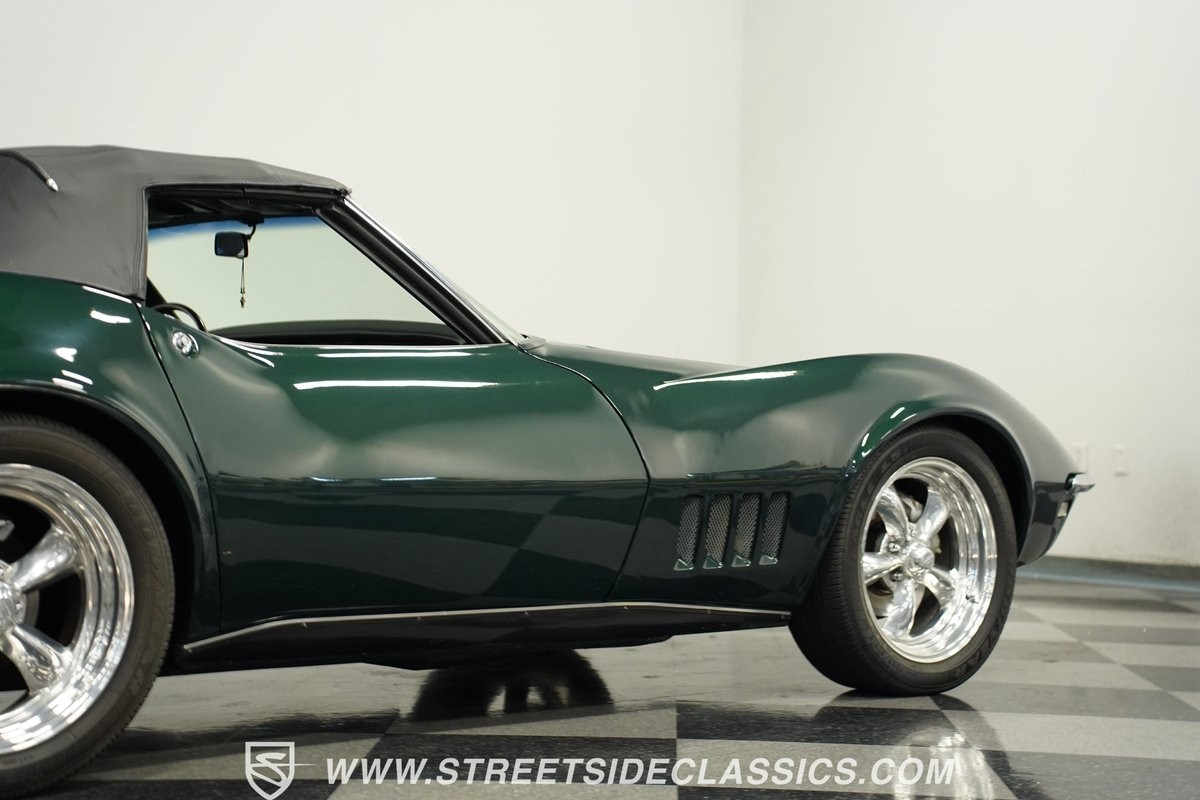 Chevrolet-Corvette-1968-Convertible-27