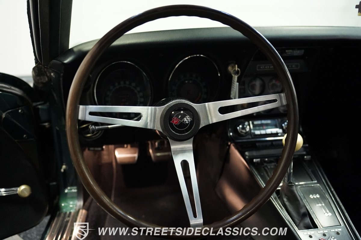 Chevrolet-Corvette-1968-Convertible-38