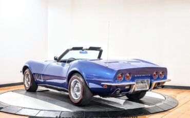 Chevrolet-Corvette-1968-Convertible-4