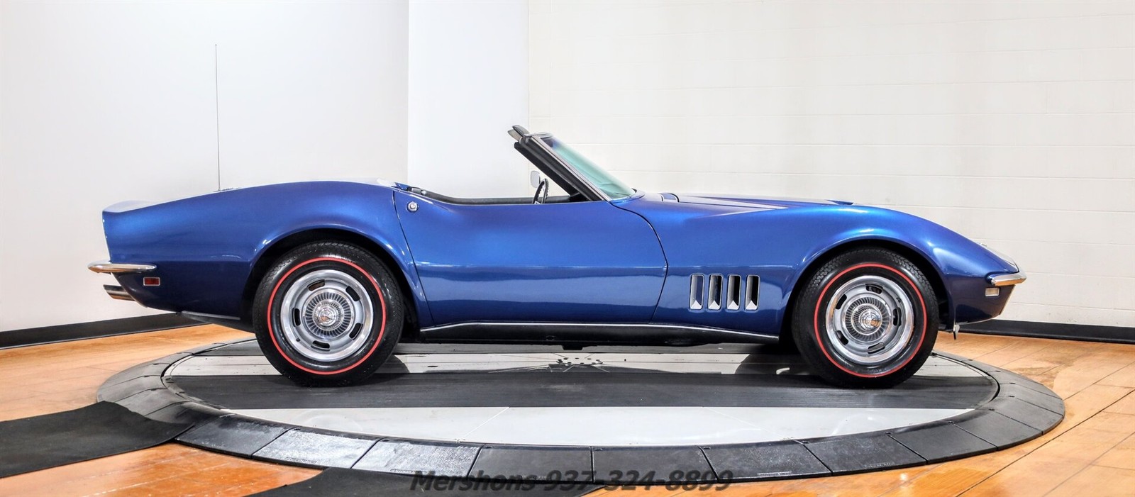 Chevrolet-Corvette-1968-Convertible-7