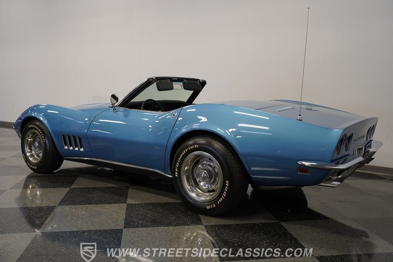 Chevrolet-Corvette-1968-Lemans-Blue-Black-14
