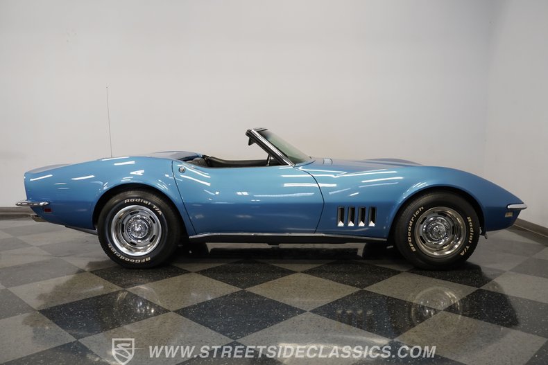Chevrolet-Corvette-1968-Lemans-Blue-Black-19