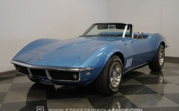 Chevrolet-Corvette-1968-Lemans-Blue-Black-23