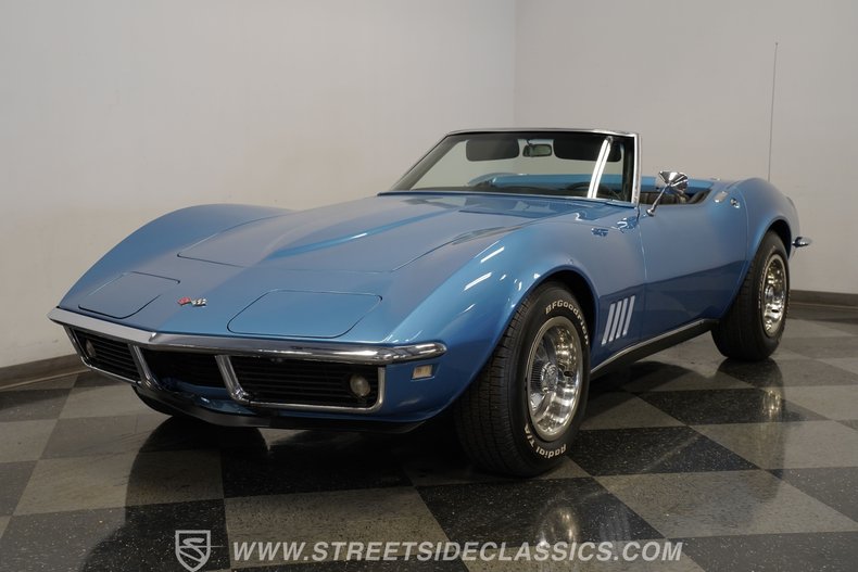Chevrolet-Corvette-1968-Lemans-Blue-Black-23