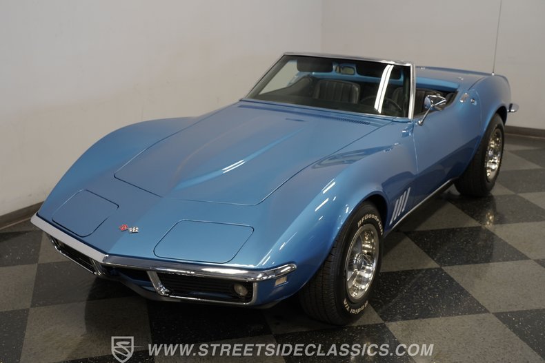 Chevrolet-Corvette-1968-Lemans-Blue-Black-24