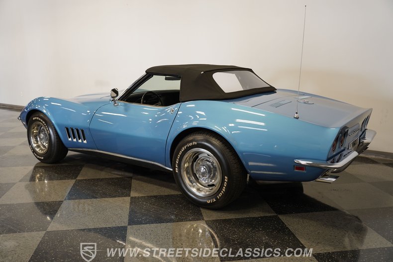 Chevrolet-Corvette-1968-Lemans-Blue-Black-26