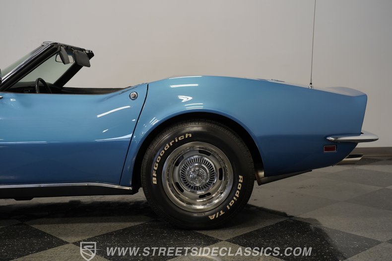Chevrolet-Corvette-1968-Lemans-Blue-Black-30