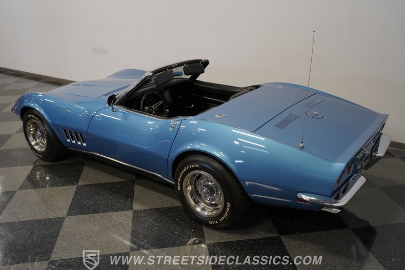 Chevrolet-Corvette-1968-Lemans-Blue-Black-32