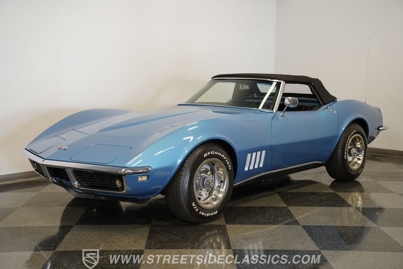Chevrolet-Corvette-1968-Lemans-Blue-Black-5