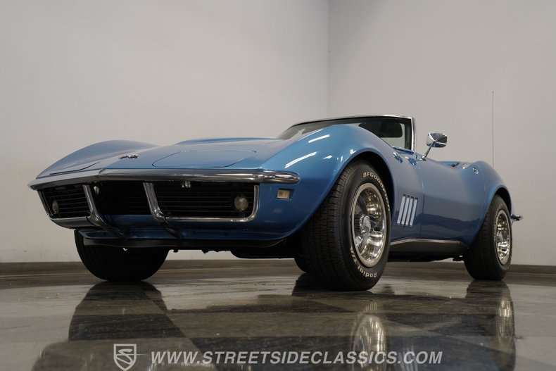 Chevrolet-Corvette-1968-Lemans-Blue-Black-6