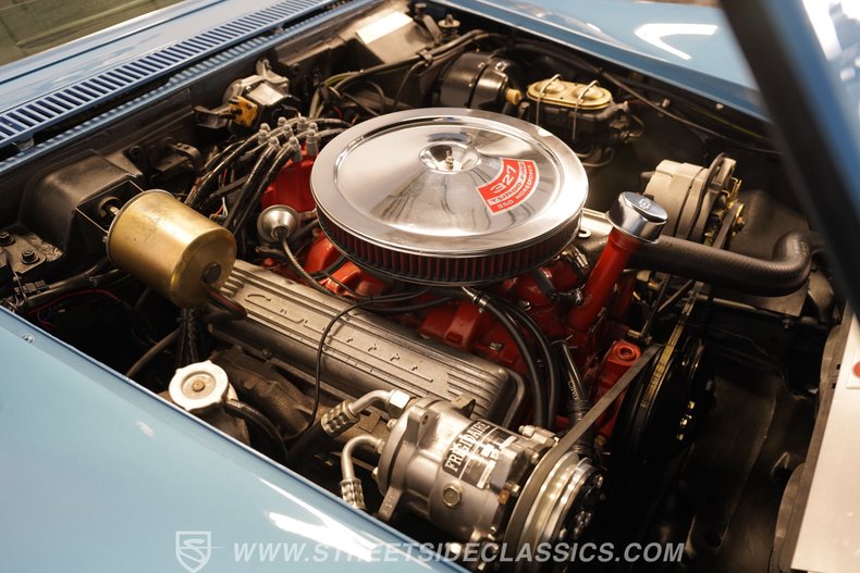 Chevrolet-Corvette-1968-Lemans-Blue-Black-8