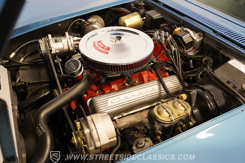 Chevrolet-Corvette-1968-Lemans-Blue-Black-9