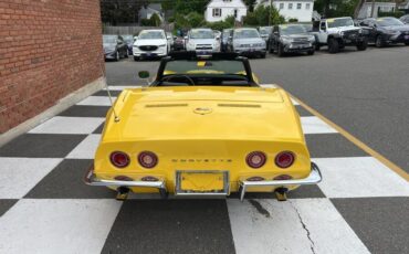 Chevrolet-Corvette-1969-Convertible-11
