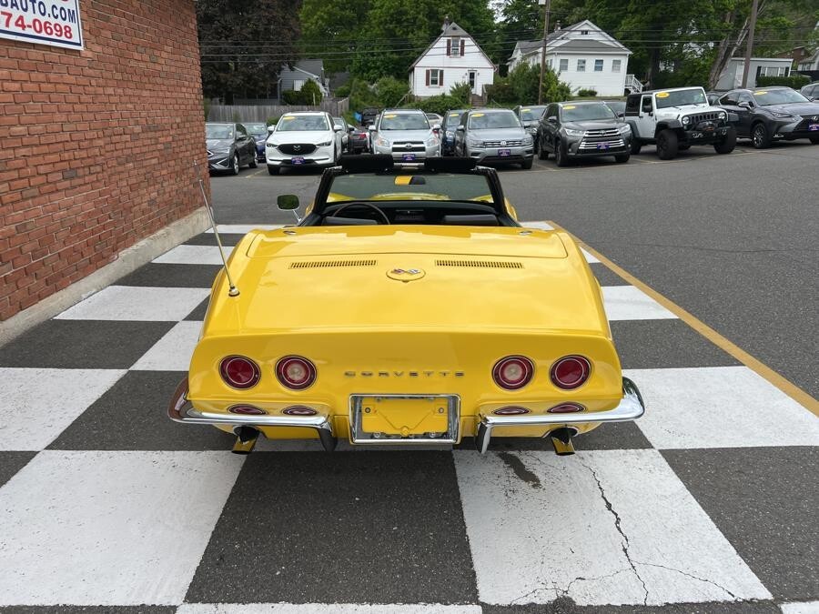 Chevrolet-Corvette-1969-Convertible-11