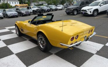 Chevrolet-Corvette-1969-Convertible-14