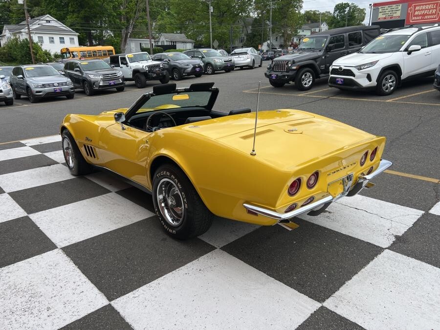 Chevrolet-Corvette-1969-Convertible-14