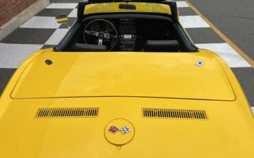 Chevrolet-Corvette-1969-Convertible-18