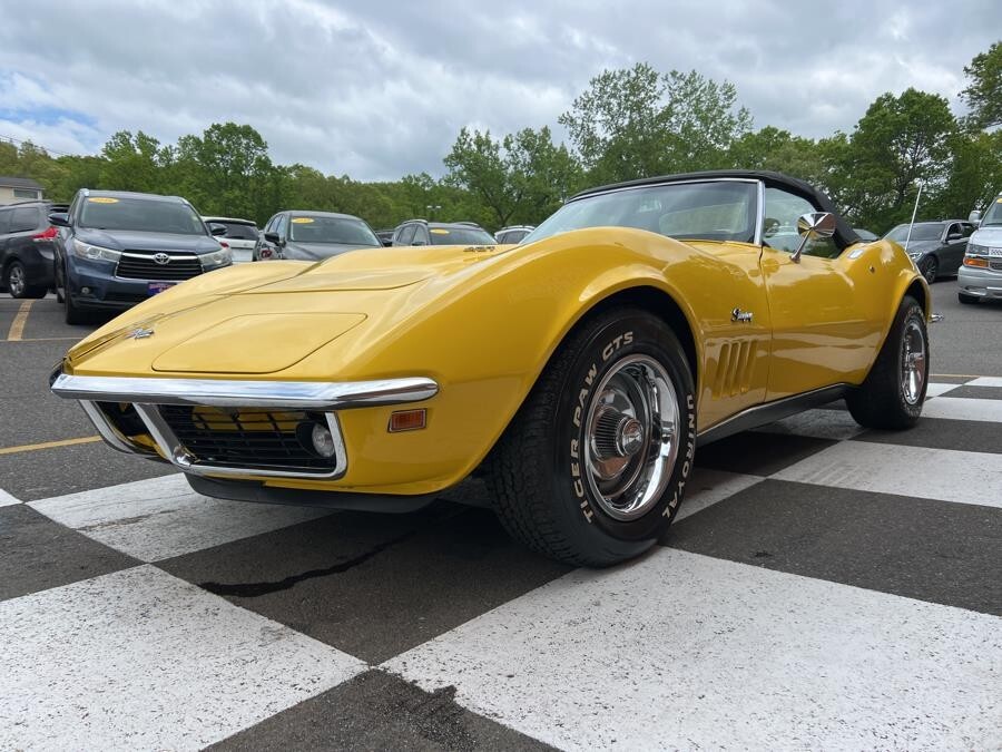 Chevrolet-Corvette-1969-Convertible-5