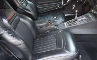 Chevrolet-Corvette-1969-Convertible-7