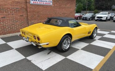 Chevrolet-Corvette-1969-Convertible-8