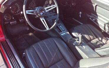 Chevrolet-Corvette-1969-Coupe-13