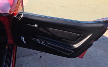 Chevrolet-Corvette-1969-Coupe-18