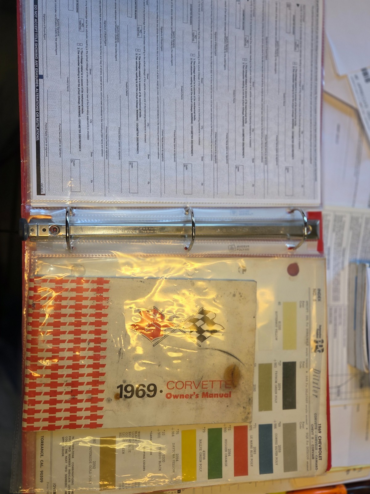 Chevrolet-Corvette-1969-Coupe-34