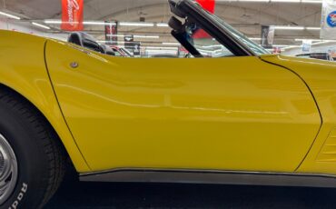 Chevrolet-Corvette-1970-30