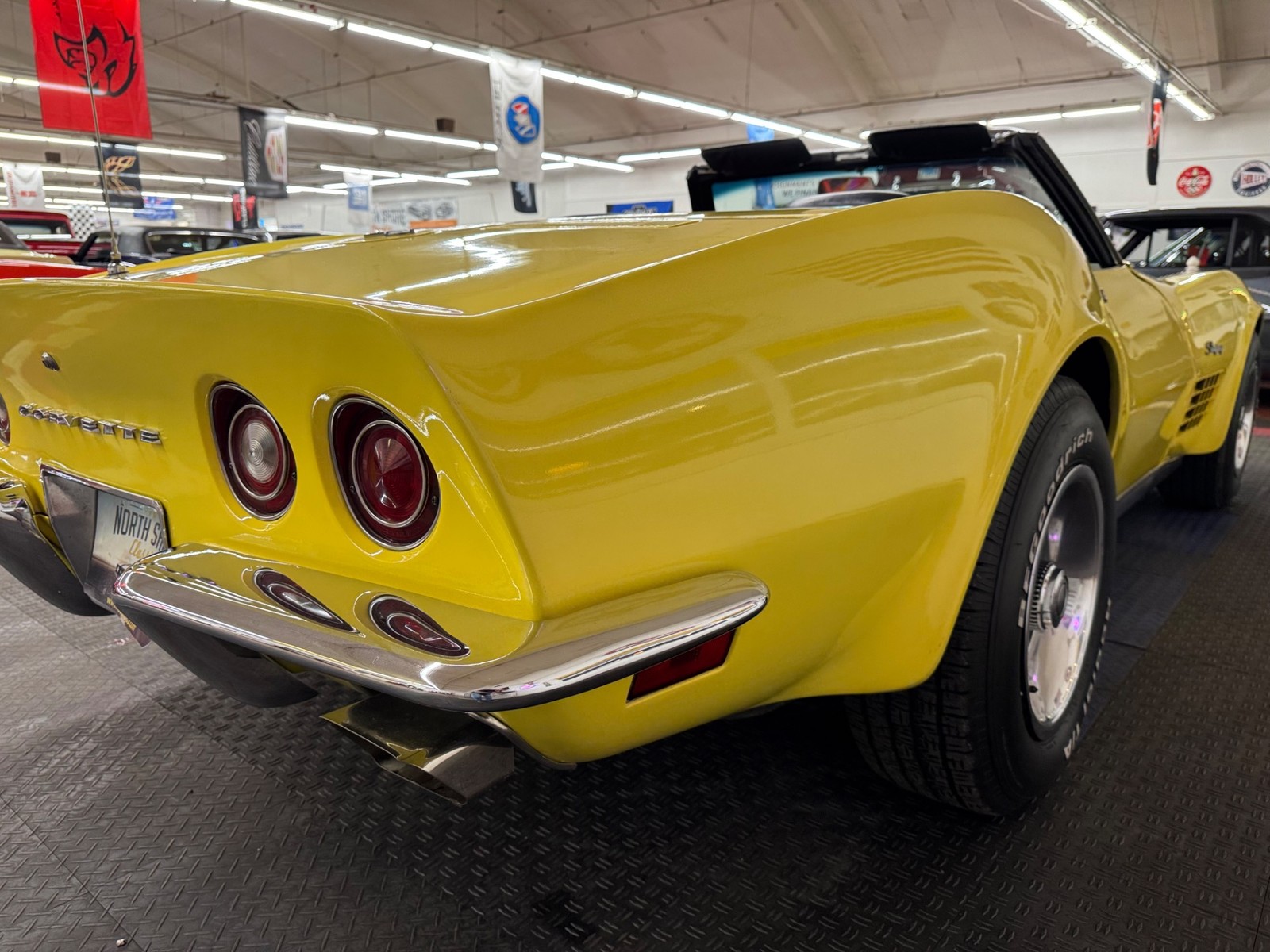 Chevrolet-Corvette-1970-32