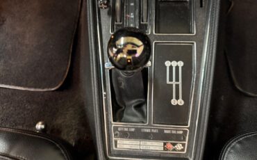 Chevrolet-Corvette-1970-38