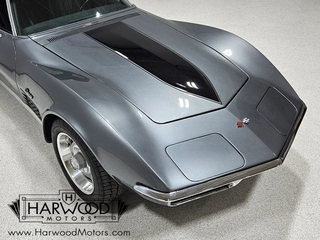 Chevrolet-Corvette-1971-Coupe-16