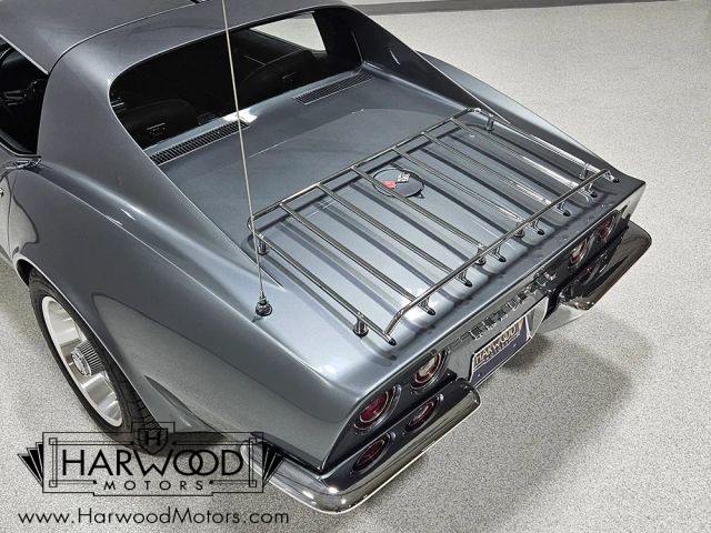 Chevrolet-Corvette-1971-Coupe-18