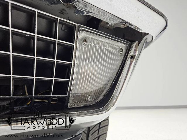 Chevrolet-Corvette-1971-Coupe-23