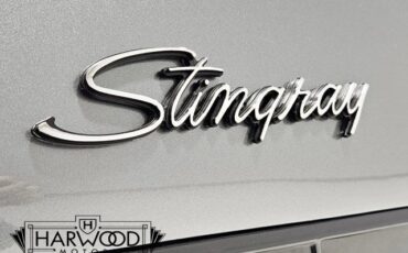 Chevrolet-Corvette-1971-Coupe-25