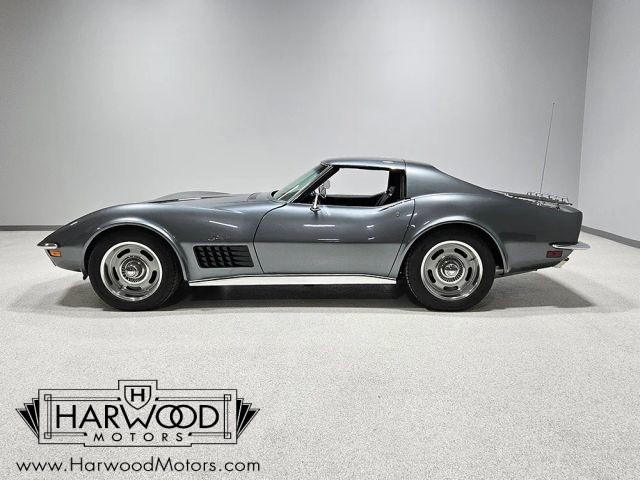 Chevrolet-Corvette-1971-Coupe-3