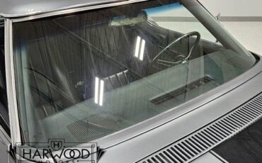 Chevrolet-Corvette-1971-Coupe-30