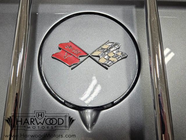 Chevrolet-Corvette-1971-Coupe-37