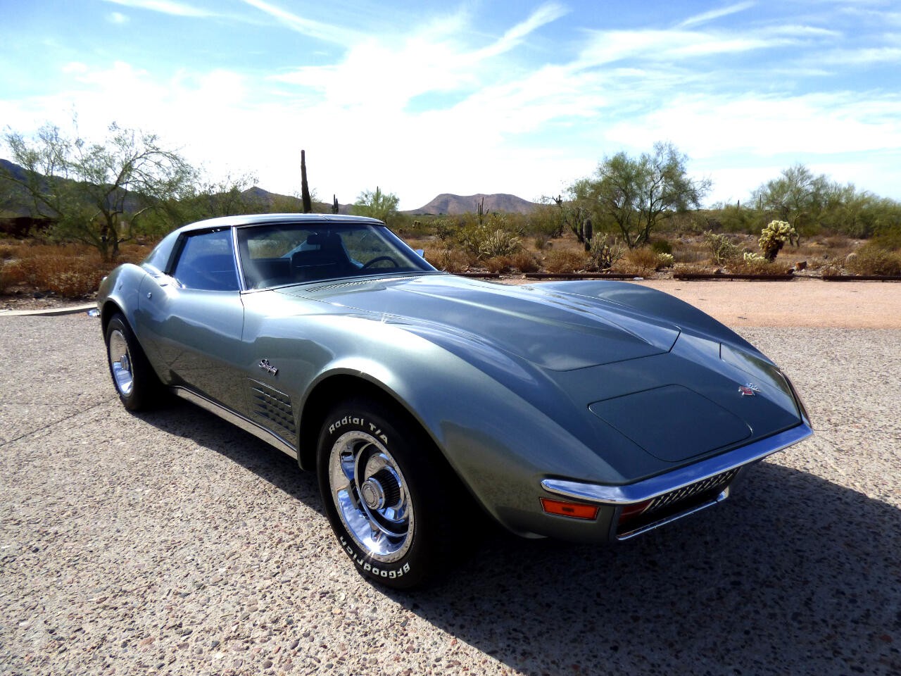 Chevrolet-Corvette-1972-American-Muscle-Car-13