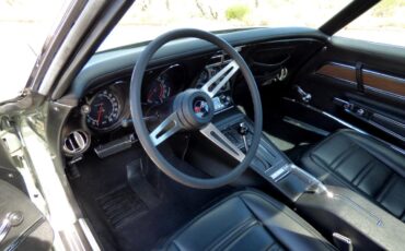 Chevrolet-Corvette-1972-American-Muscle-Car-17