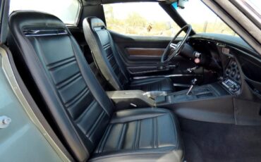 Chevrolet-Corvette-1972-American-Muscle-Car-22