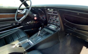 Chevrolet-Corvette-1972-American-Muscle-Car-23