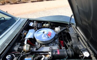 Chevrolet-Corvette-1972-American-Muscle-Car-28