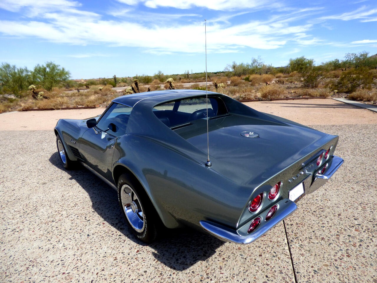 Chevrolet-Corvette-1972-American-Muscle-Car-7