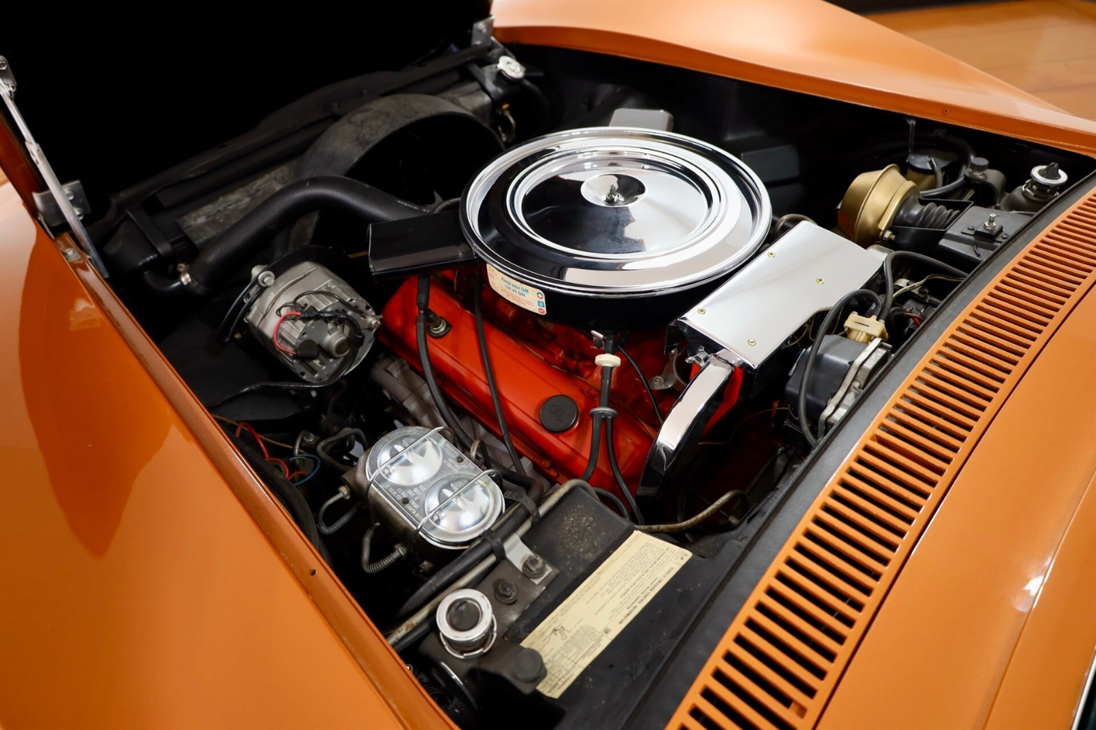 Chevrolet-Corvette-1972-Convertible-11