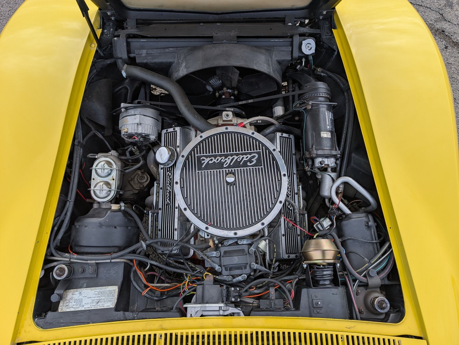 Chevrolet-Corvette-1972-Convertible-7