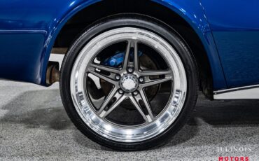 Chevrolet-Corvette-1972-Coupe-10