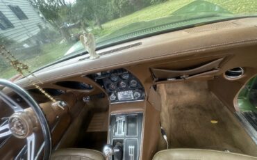 Chevrolet-Corvette-1972-Coupe-11